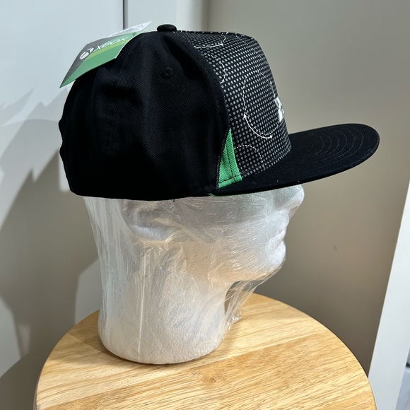 Xbox SnapBack hat - Picture 2 of 5